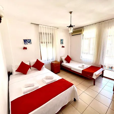 Gazde/Camere de închiriat Salina Kaș