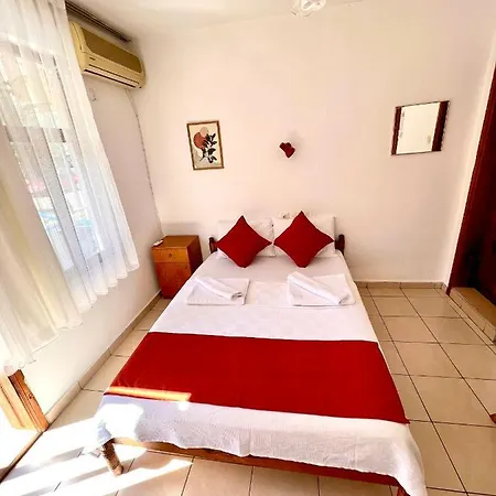 Salina Gazde/Camere de închiriat